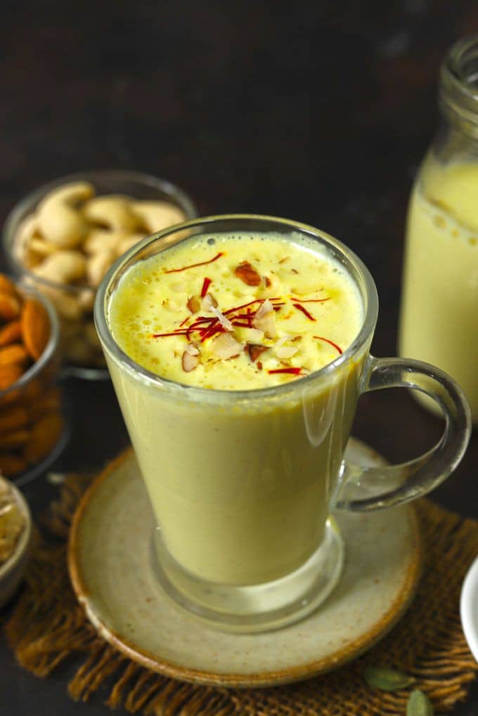 Eating Makhana with Milk for Weight loss